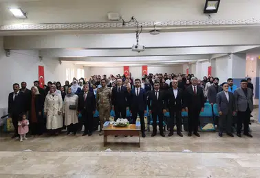 Çaldıran'da minik öğrencilerin ilk mezuniyet heyecanı