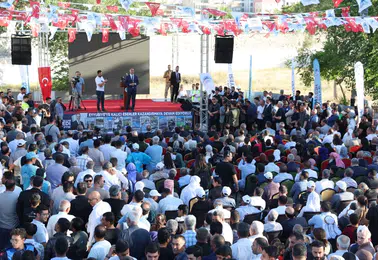 Şanlıurfa'da eski cezaevi alanı belediye binasına dönüşüyor