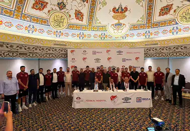 Elazığspor yeni sezonda şampiyonluk için imzaları attı