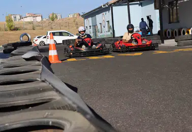 Şanlıurfa yeni go-kart pistiyle hız tutkunlarını ağırlamaya başladı