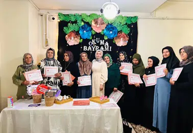 Doğubayazıtlı kadınlar eğitimlerini başarıyla tamamlayıp sertifikalarını törenle aldı