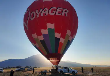 Ağrı Dağı ve İshak Paşa Sarayı üzerinde tarihi balon uçuşu yapıldı