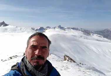 Hakkari Cilo Dağına tırmanan emekli astsubayı arama çalışmaları ikinci gününde sürüyor