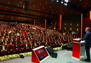 Kamu İletişiminde Dijital Dönüşüm Stratejileri Bitlis'te Ele Alındı