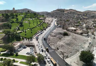 Şanlıurfa turizm yolunda asfalt yenileme çalışmaları hız kazandı