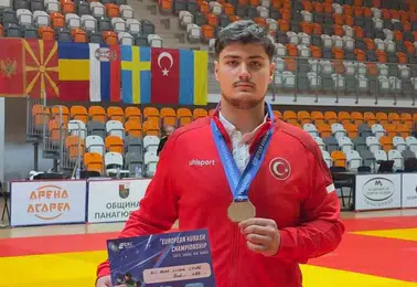 Elazığlı sporcu Ali Asaf Çiçek Avrupa ikincisi oldu