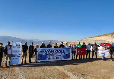 Nemrut Kalderası’nda 30 kilometrelik çanak yürüyüşü