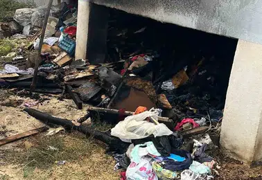 Kovancılar ilçesinde balkon altındaki odunlukta çıkan yangın korkuttu