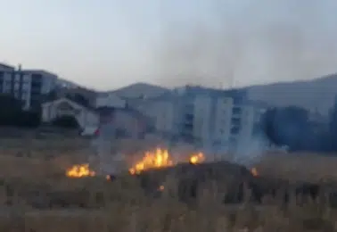 Yüksekova Güngör Mahallesi'nde anız yangını paniği