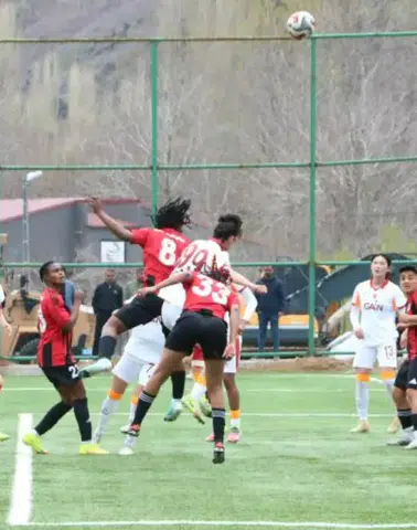 Gever’in kızları tarih yazdı! 2-1’lik büyük zafer