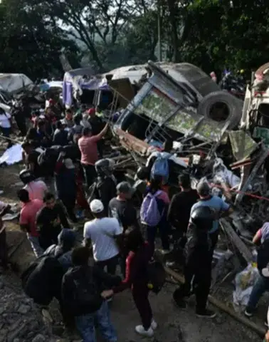 Kolombiya’da kara yolunda bombalı saldırı: 5’i çocuk 14 ölü