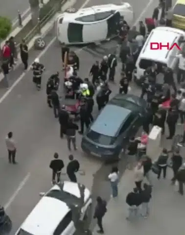 Siirt’te feci kaza: Otomobil takla attı, 3 kişi yaralandı