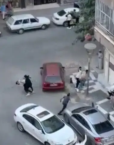 Şanlıurfa sokaklarında iki gün süren bıçaklı ve sopalı kavga kamerada