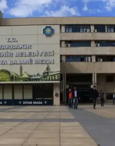 Diyarbakır'da iş arayanlara müjde: Büyükşehir Belediyesi 60 kişiyi kadrosuna katacak