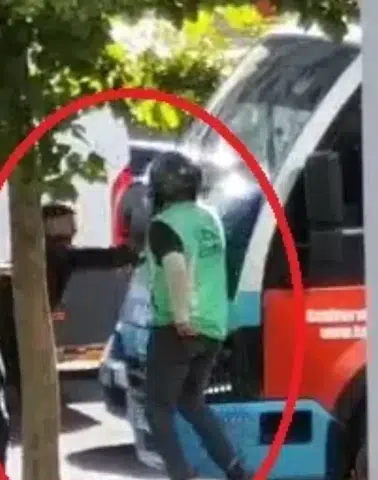 Diyarbakır'da yol verme kavgası kasklı saldırıya dönüştü