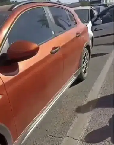 Mardin Kızıltepe yolunda üç aracın karıştığı zincirleme kazada üç kişi yaralandı