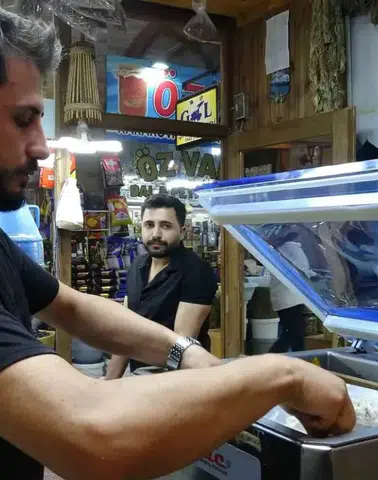 Vanlı üreticilerin yüzü bol yağışlı sezonda otlu peynirle güldü