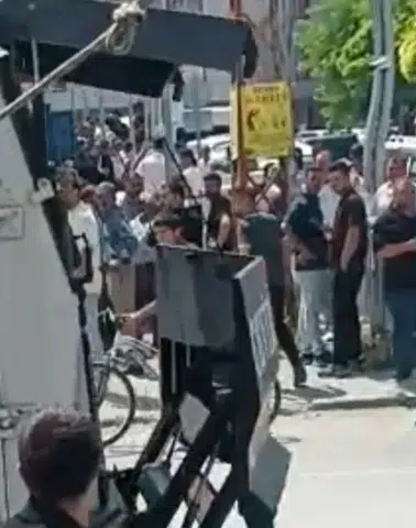 Van Muradiye’de iki aile arasında taşlı sopalı kavga: 2 yaralı