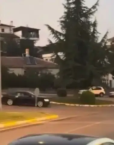 Elazığ trafiğini tehlikeye atan sürücü yeniden direksiyon başında drift yaptı