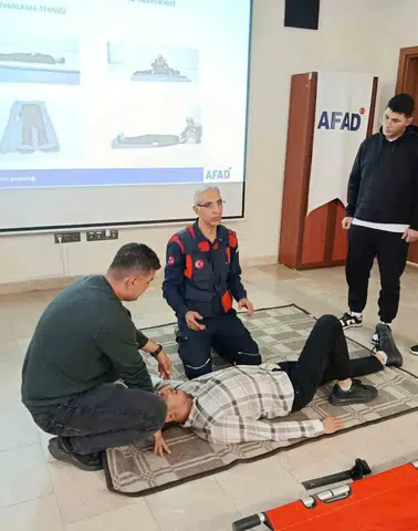 Elazığ jandarma personeline afet ve kurtarma eğitimi verildi