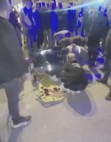 Kovancılar ilçesinde kamyonun çarptığı genç ağır yaralandı