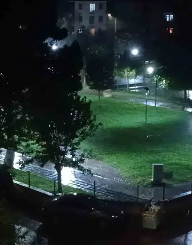 Bingöl sağanak yağışla birlikte geceyi hareketli geçirdi