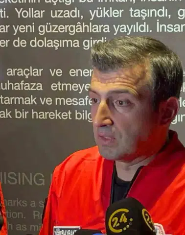 Selçuk Bayraktar Şanlıurfa'da TEKNOFEST coşkusunu ve küresel başarıyı anlattı
