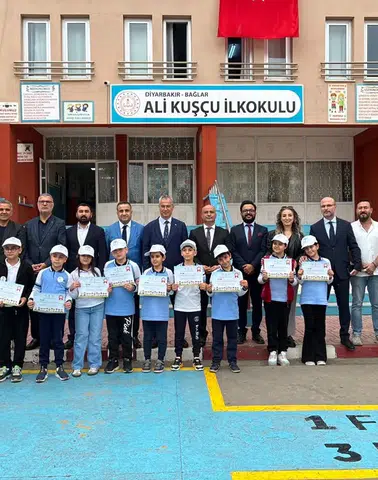 Diyarbakır'da binlerce öğrenciye sağlık eğitimi verildi