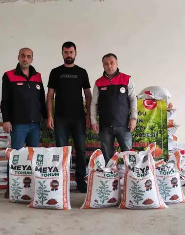 Palu ilçesinde çiftçilere yüzde 70 hibeli kırmızı mercimek tohumu desteği