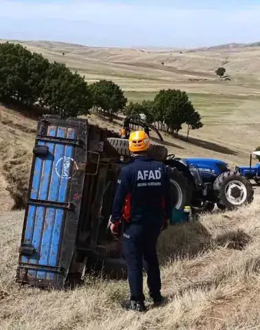 Muş Korkut ilçesinde traktör kazası sonucu bir kişi ağır yaralandı