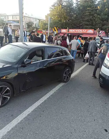 Bingöl yollarında iki ayrı kaza sonucu üç kişi yaralandı