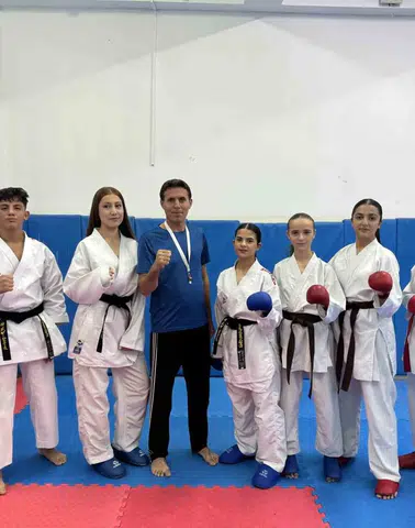 Çermik ilçesinde gençler karate ile geleceğe hazırlanıyor