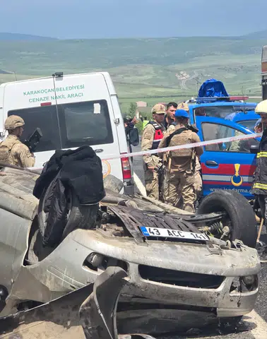 Elazığ’da kontrolden çıkan araç takla attı 1 ölü 3 yaralı