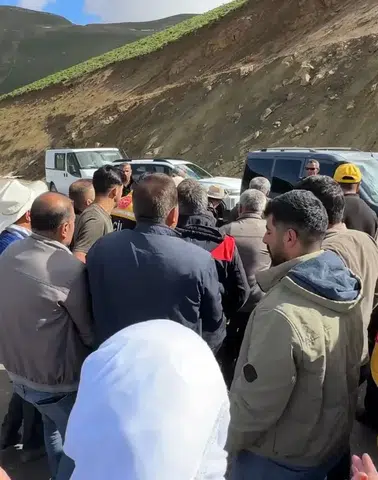 Yüksekova’da pancar işçilerini taşıyan minibüs kazasında acı haber