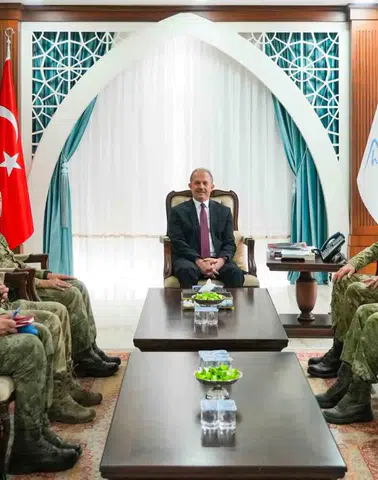 2. Ordu Komutanı Topaloğlu Hakkâri’de saha denetimi yaptı