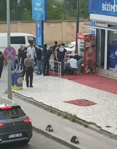 Batman'da sokak ortasında maskeli silahlı saldırı