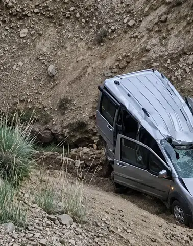Van Başkale yolunda feci kaza