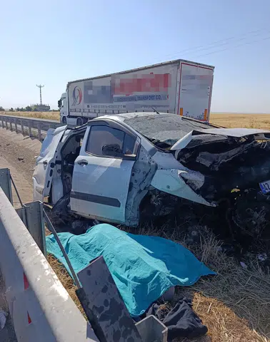 Nusaybin yolunda kaza 1 can kaybı, 2 yaralı