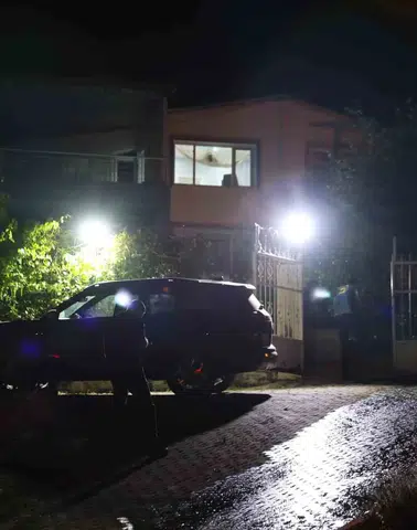 Elazığ Sivrice'de husumetli gruba silahlı saldırı düzenlendi