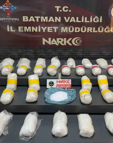 Batman yolunda durdurulan araçtan 19 kilo uyuşturucu çıktı
