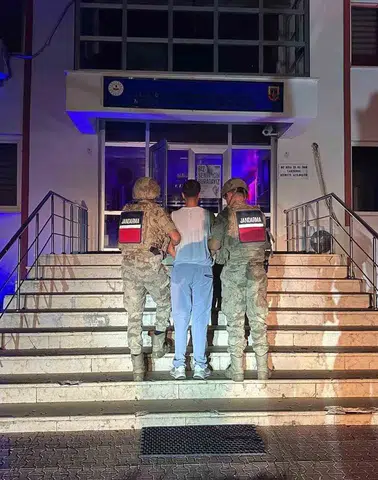Bingöl jandarması firari hükümlüleri operasyonla yakaladı