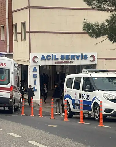 Siverek ilçesinde beşinci kattan düşen genç kadın yaşamını yitirdi