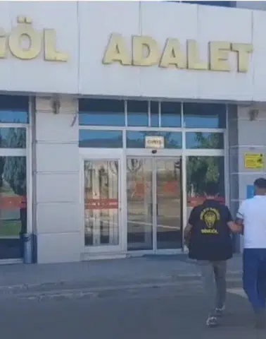 Bingöl emniyeti aranan hırsızlık şüphelisini yakalayarak cezaevine gönderdi