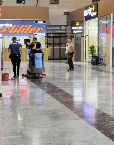 Elazığ otogarında husumet kavgası bir kişiyi hastanelik etti