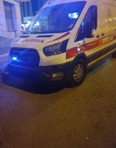 Kızıltepe ilçesinde ambulans ile otomobilin karıştığı trafik kazası ucuz atlatıldı