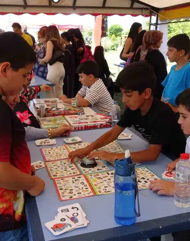 Vanlı engelli gençler Fidanlık Parkı'nda sporla dolu bir gün geçirdi