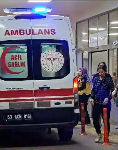 Ceylanpınar yolunda otomobil şarampole uçtu 1 kişi yaşamını yitirdi