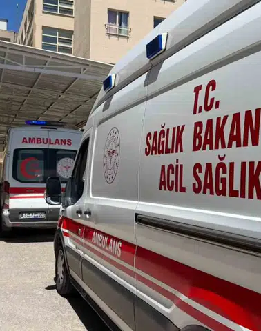 Düzce'deki fındık işçisi kazasında hayatını kaybedenler Siverek'te toprağa verildi