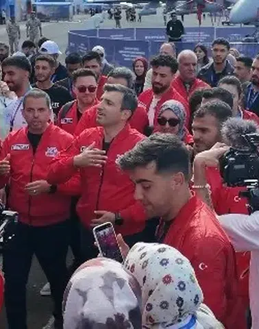 Selçuk Bayraktar Şanlıurfa'da TEKNOFEST hazırlıklarını inceledi