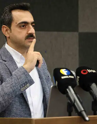 Yapay zekaya güvenip ilaç kullanmak ciddi sağlık riskleri doğuruyor